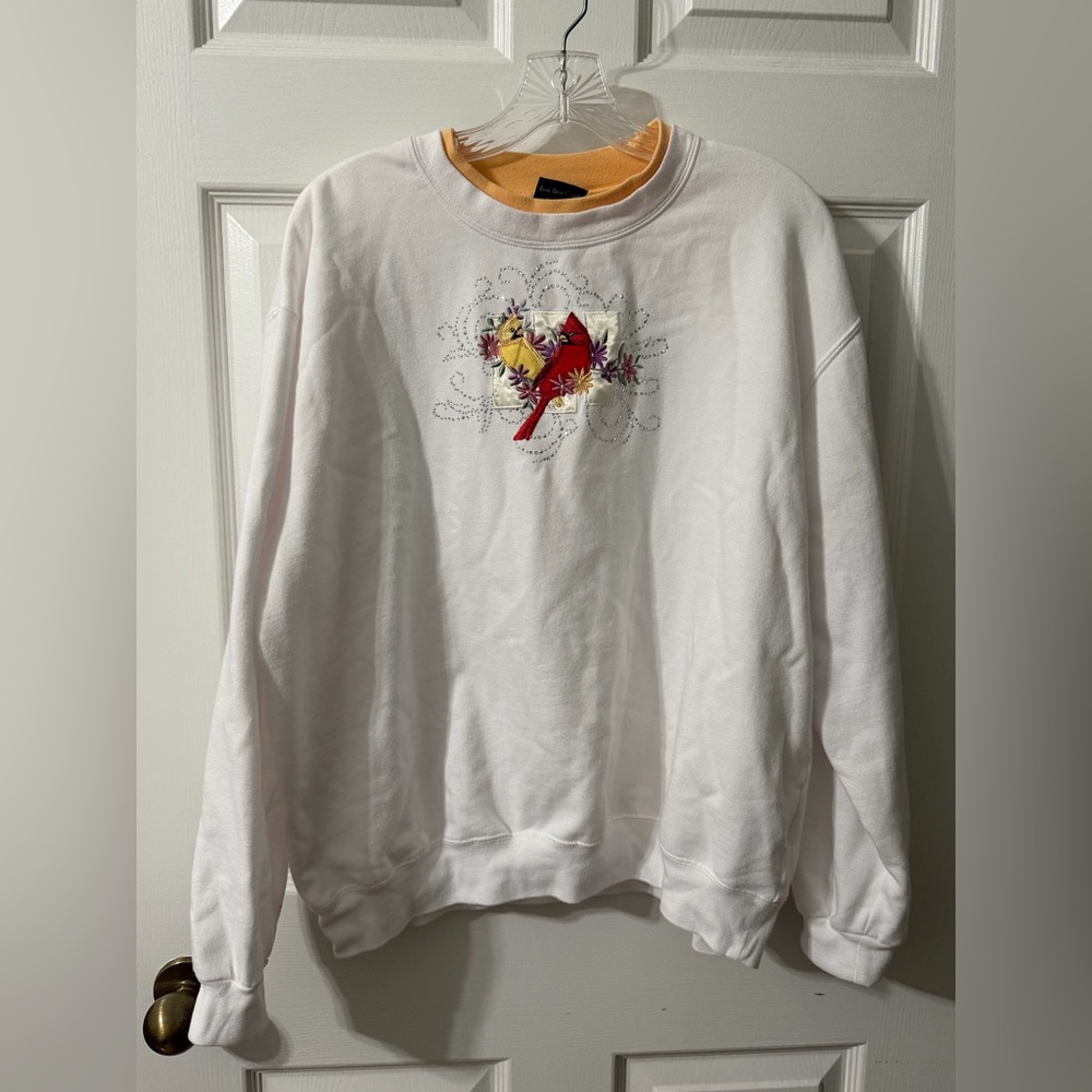 White Crewneck Sweatshirt with Cardinal Embroidery - Size XL